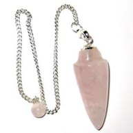 pendule-cone-quartz-rose-232e2e2